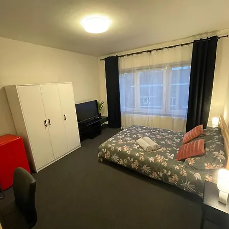 For Couples In The Center Homestay